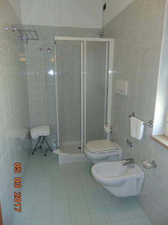 Hotel Mazzocchetti Città Sant'Angelo Buitenkant foto