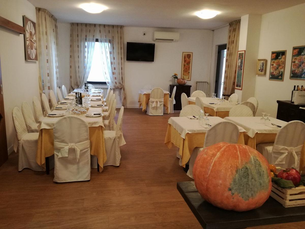 Hotel Mazzocchetti Città Sant'Angelo Buitenkant foto